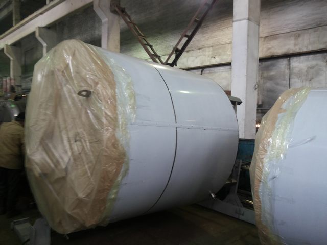 Tank, stainless steel 6 cubic meters, with a jacket and a stirrer Italy (115655)