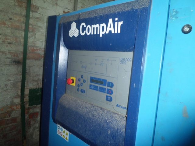 Screw air compressor 10 bar 6 m3 CompAir