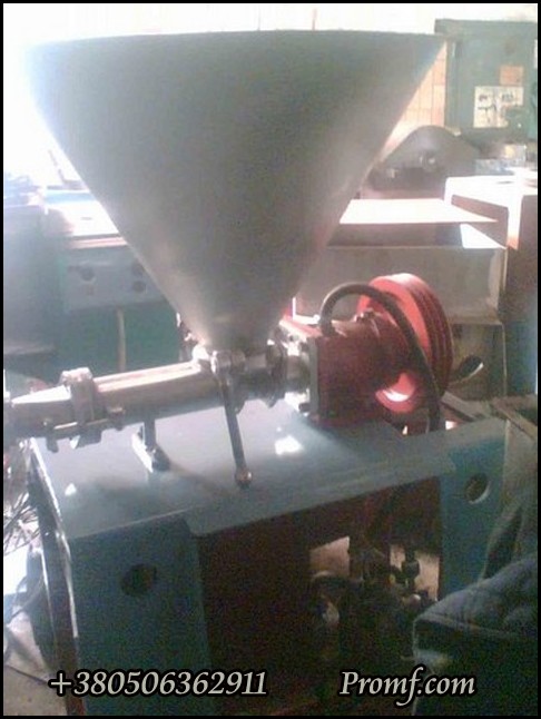 Шприц К7-ФШВ-3 - 700 кг/час вакуумный, фото 1