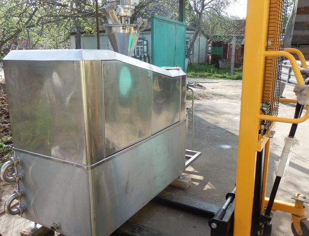 Чеддеризатор 450 кг- Агрегат для формирования сырной массы. Болгария