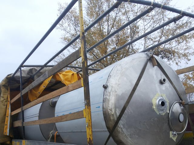 Tank 4 cubic meters., Я1-OCB Stainless steel, vertical, shirt, wing (170507)